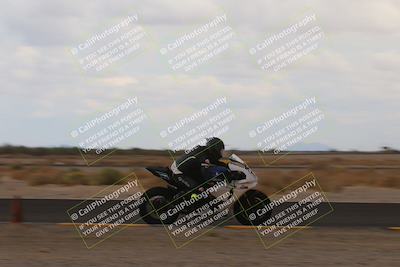 media/Sep-10-2022-SoCal Trackdays (Sat) [[a5bf35bb4a]]/Turn 2 (1pm)/